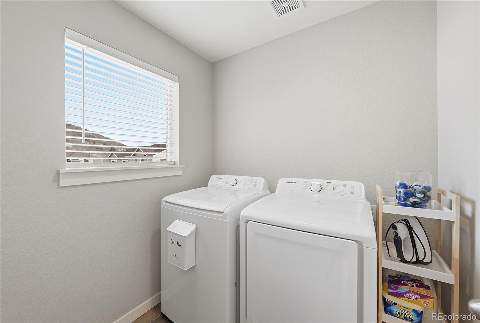 2537 Valley Oak Road Castle Rock, CO 80104 - Photo 20 of 49