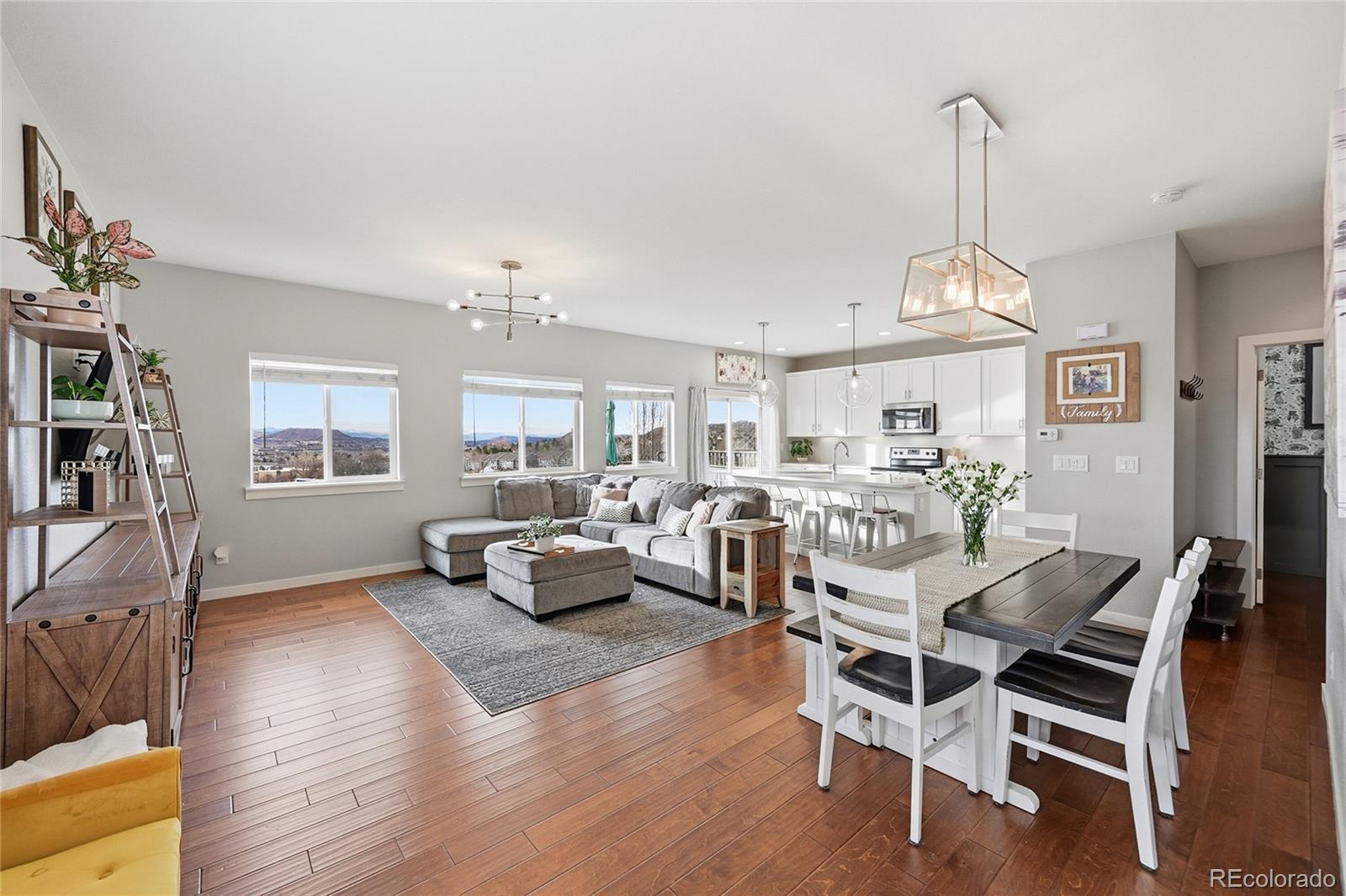 2537 Valley Oak Road Castle Rock, CO 80104 - Photo 7 of 49