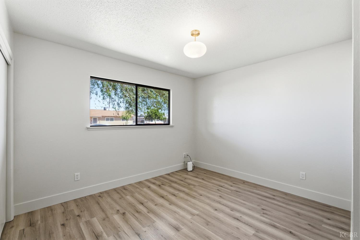 161 West Spring Lane Lemoore, CA 93245 - Photo 17 of 34 Gallery Image 17
