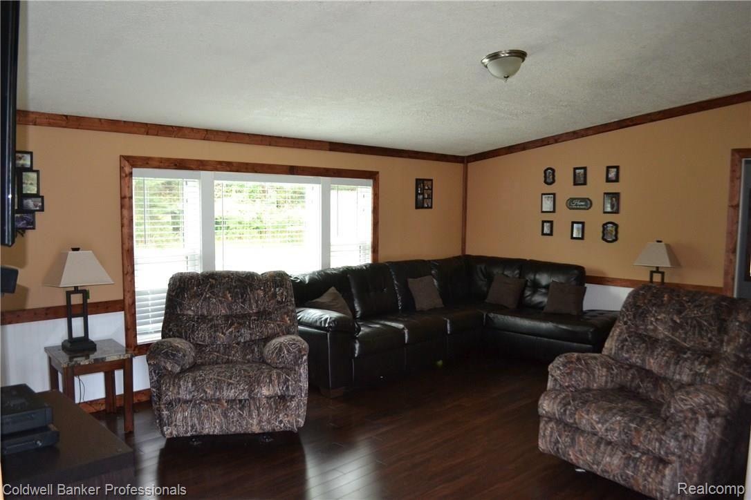3655 East Hunters Creek Road Metamora, MI 48455 - Photo 13 of 29 012.JPG