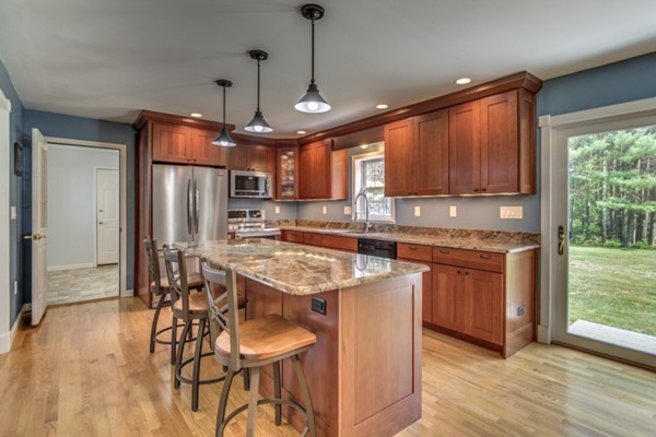 71 Finn Road Harvard, MA 01451 - Photo 9 of 30 Gallery Image 9