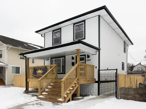 $450,000 | 1508 South 7th Avenue, Maywood, IL 60153
