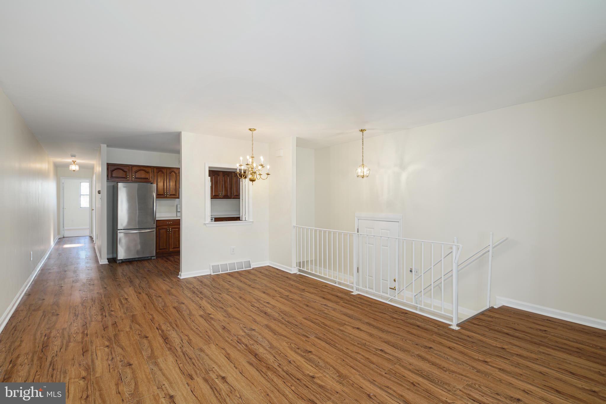 1727 Ripley Street Philadelphia, PA 19111 - Photo 4 of 24 Dining Area