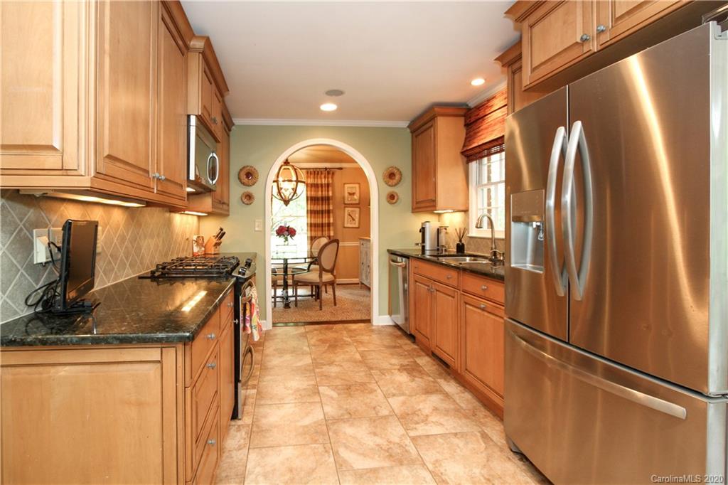 601 Westbury Road Charlotte, NC 28211 - Photo 14 of 48 Gallery Image 14