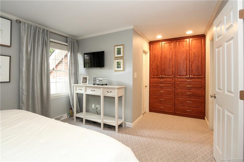 601 Westbury Road Charlotte, NC 28211 - Photo 25 of 48 Gallery Image 25