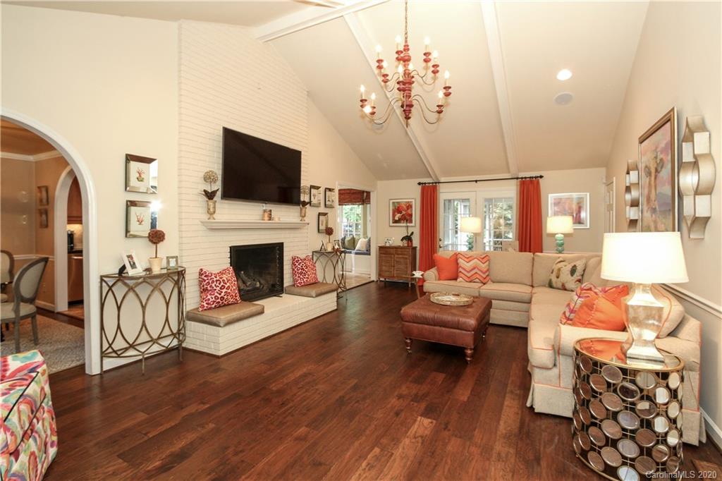 601 Westbury Road Charlotte, NC 28211 - Photo 9 of 48 Gallery Image 9