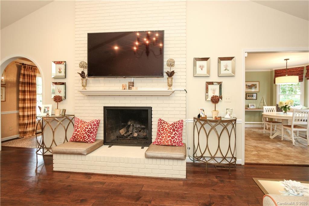 601 Westbury Road Charlotte, NC 28211 - Photo 10 of 48 Gallery Image 10