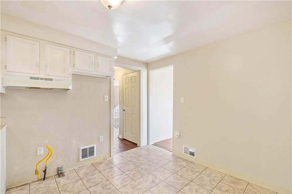 855 Hamil Road Verona, PA 15147 - Photo 13 of 25 Gallery Image 13