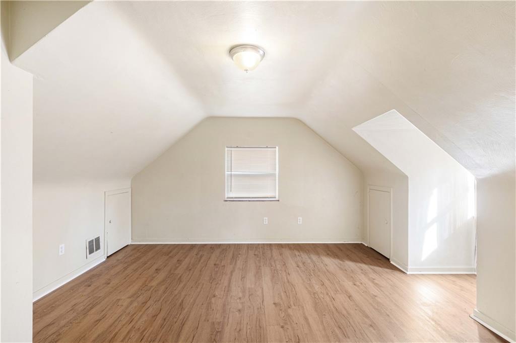 855 Hamil Road Verona, PA 15147 - Photo 17 of 25 Gallery Image 17