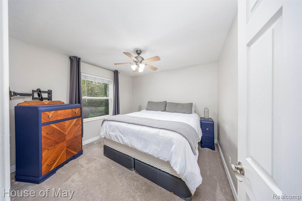 5125 Coldwater Road Flint, MI 48504 - Photo 13 of 35