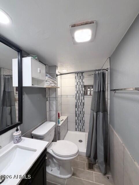 2019 Broken Arrow Road Overgaard, AZ 85933 - Photo 9 of 19 a bathroom with a sink toilet and shower