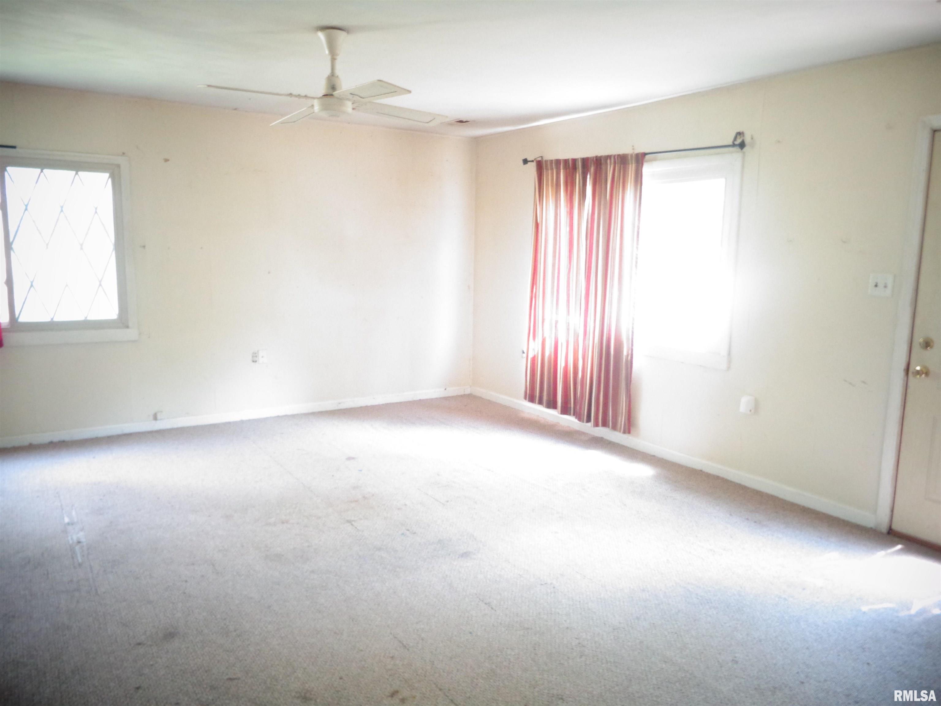 215 Kaskaskia Road Marquette Heights, IL 61554 - Photo 2 of 28 Gallery Image 2