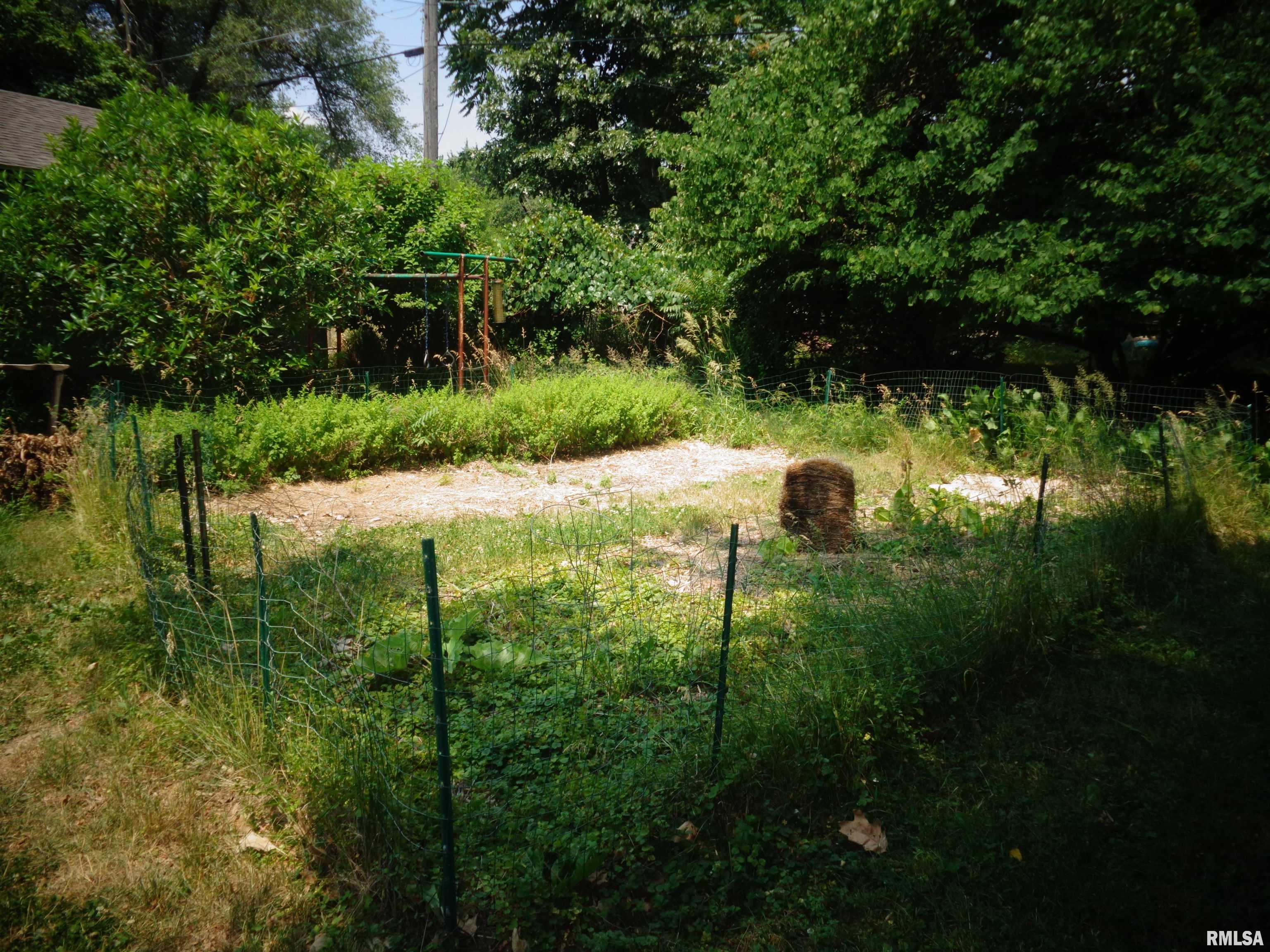 215 Kaskaskia Road Marquette Heights, IL 61554 - Photo 26 of 28 Gallery Image 26
