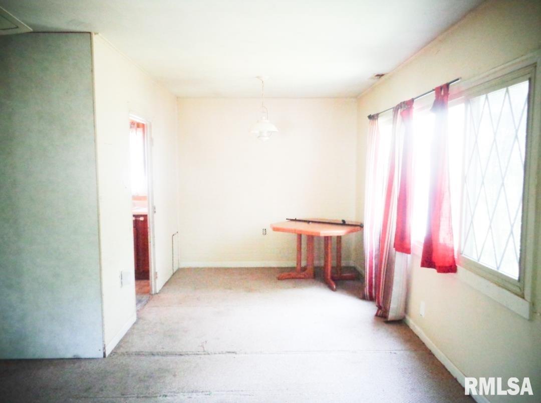 215 Kaskaskia Road Marquette Heights, IL 61554 - Photo 6 of 28 Gallery Image 6