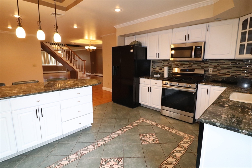 484 Walnut Street, Unit 2E Fall River, MA 02720 - Photo 13 of 20