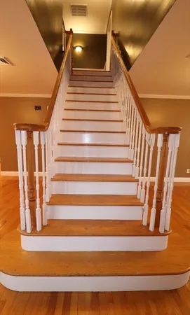 $2,500 | 484 Walnut Street, Unit 2E, Fall River, MA 02720