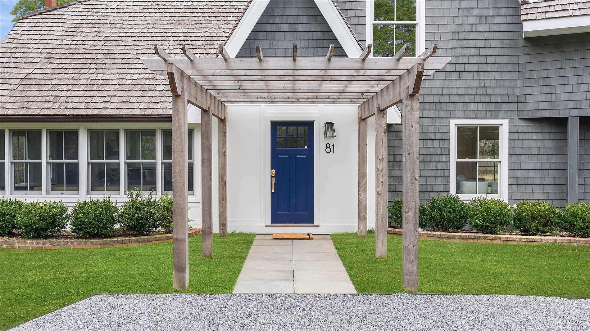 81 Skimhampton Road East Hampton, NY 11937 - Photo 24 of 24 a front view of a house with garden