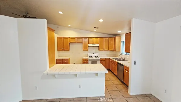 $2,650 | 16528 Avenida Mirola, Desert Hot Springs, CA 92240