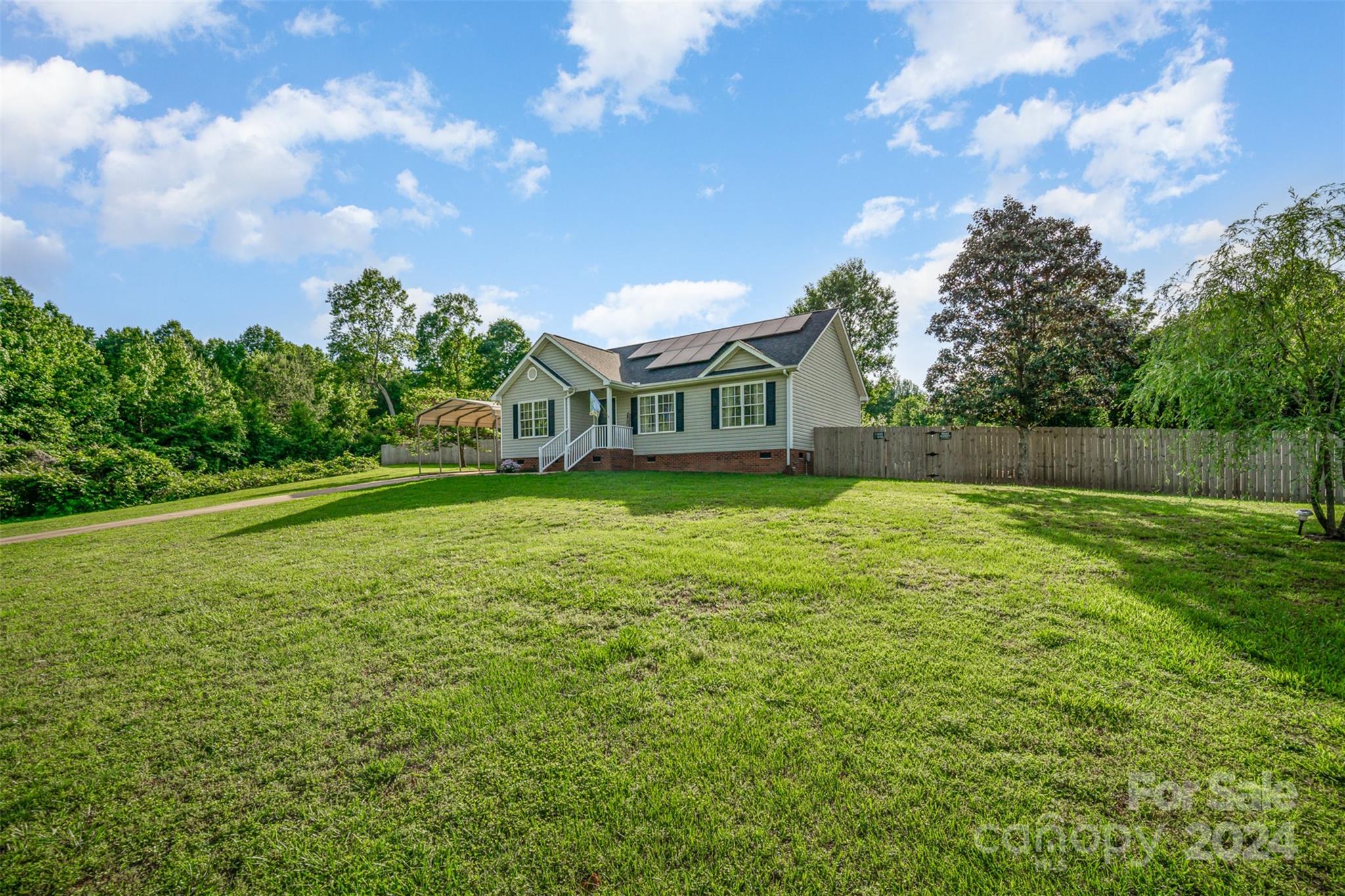 1607 Thrush Way Clover, SC 29710 - Photo 2 of 32 Gallery Image 2