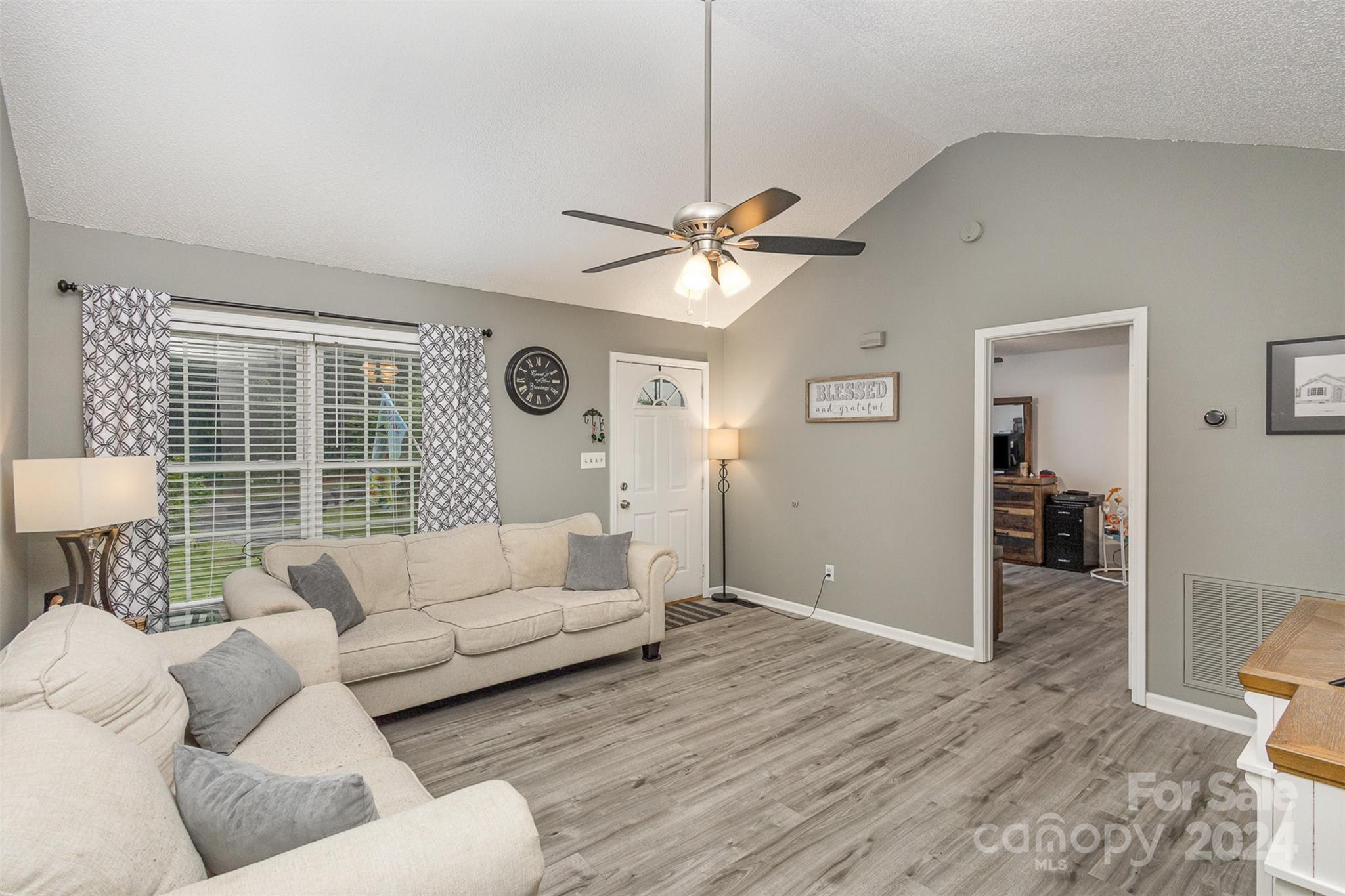 1607 Thrush Way Clover, SC 29710 - Photo 5 of 32 Gallery Image 5