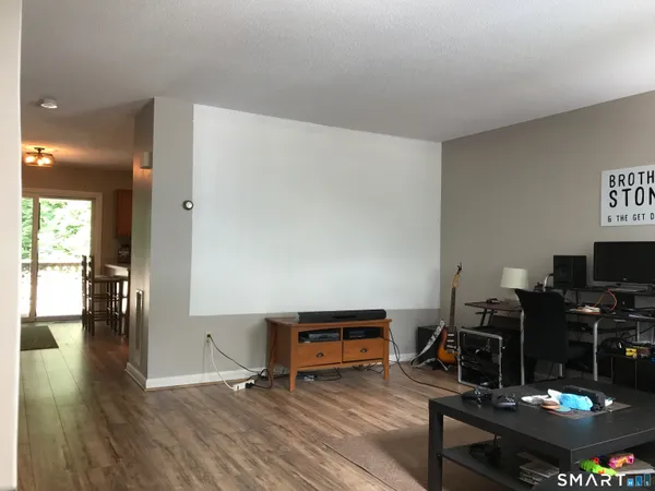 $259,000 | 2480 Whitney Avenue, Unit 16, Hamden, CT 06518