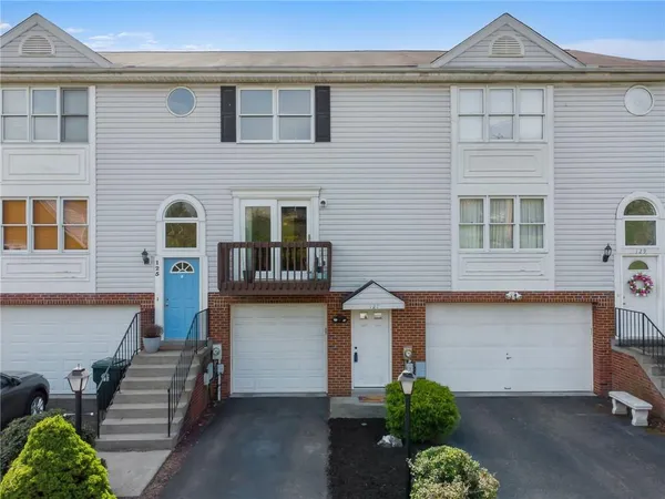 $209,900 | 127 Parliament Place, Pittsburgh, PA 15236