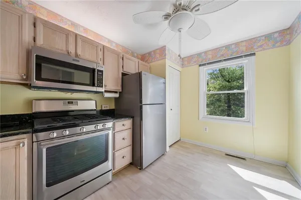 $209,900 | 127 Parliament Place, Pittsburgh, PA 15236