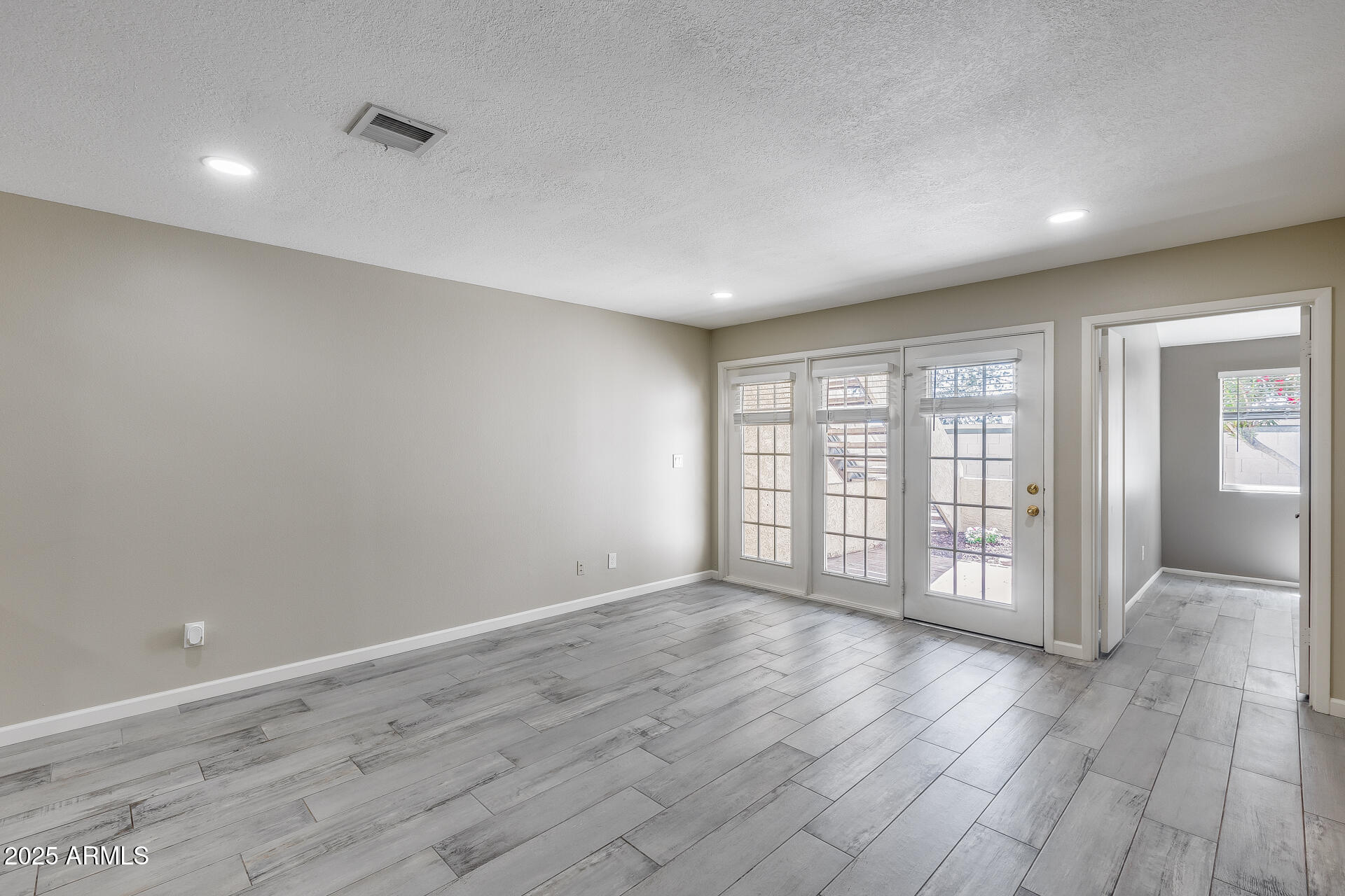 30 East Brown Road, Unit 1048 Mesa, AZ 85201 - Photo 5 of 33