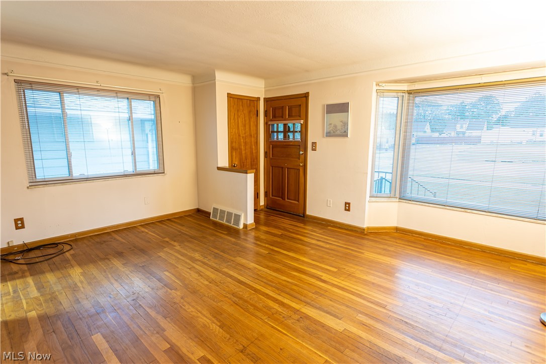 4400 Ridge Road Brooklyn, OH 44144 - Photo 2 of 20