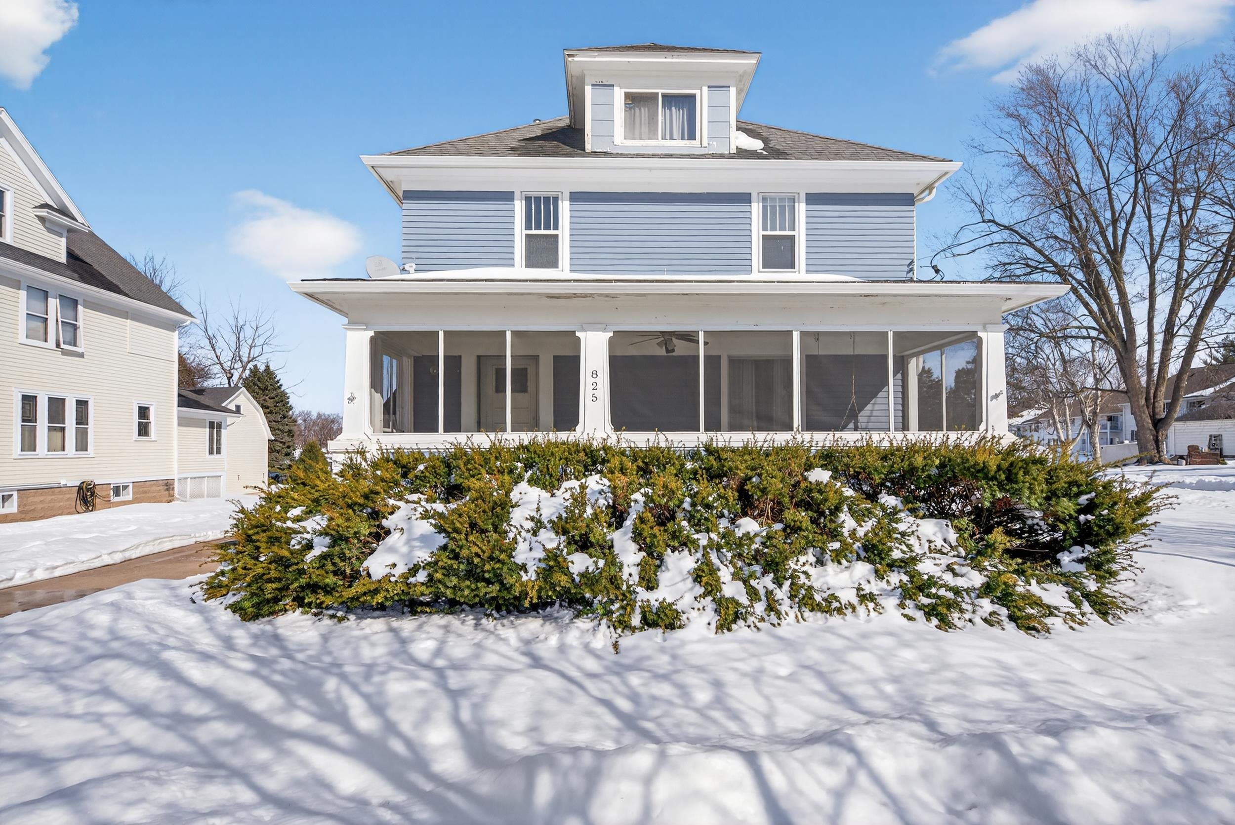 825 Metomen Street Ripon, WI 54971 - Photo 1 of 34