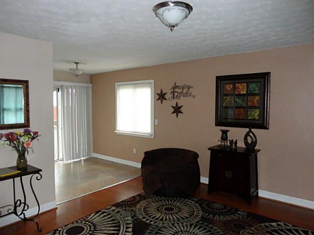 3322 Everson Road West Columbus, OH 43232 - Photo 6 of 17 Gallery Image 6