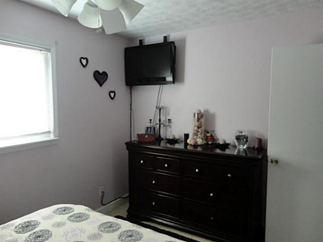 3322 Everson Road West Columbus, OH 43232 - Photo 10 of 17 Gallery Image 10