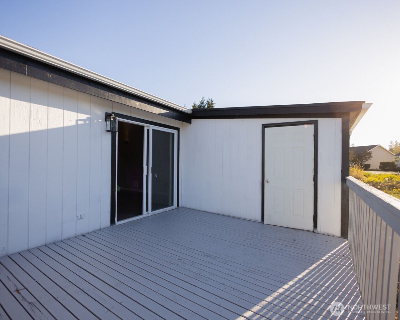 814 5th Street Steilacoom, WA 98388 - Photo 17 of 21 a view of a backyard of the house