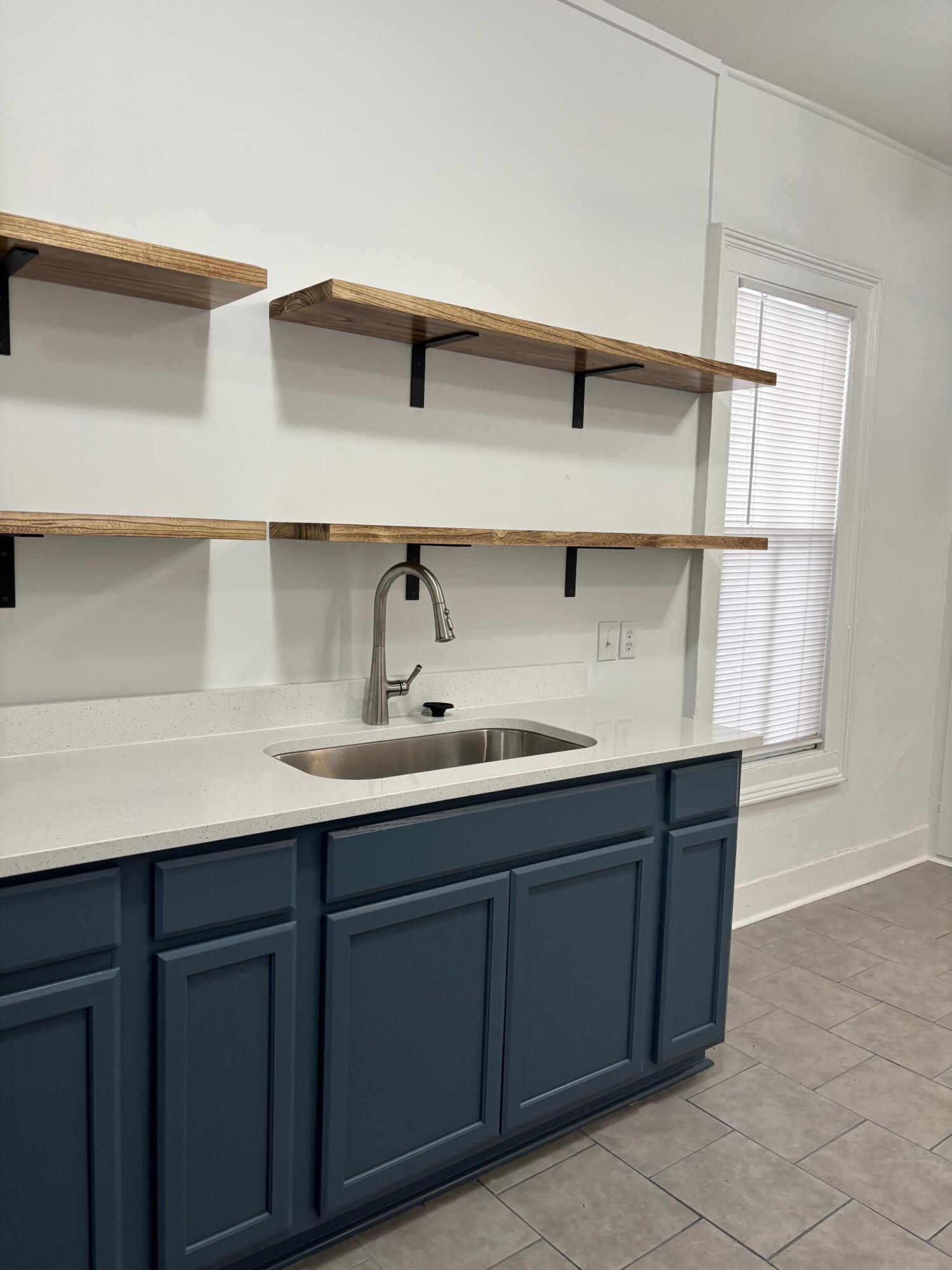 403 West Hampton Avenue, Unit B Sumter, SC 29150 - Photo 11 of 34