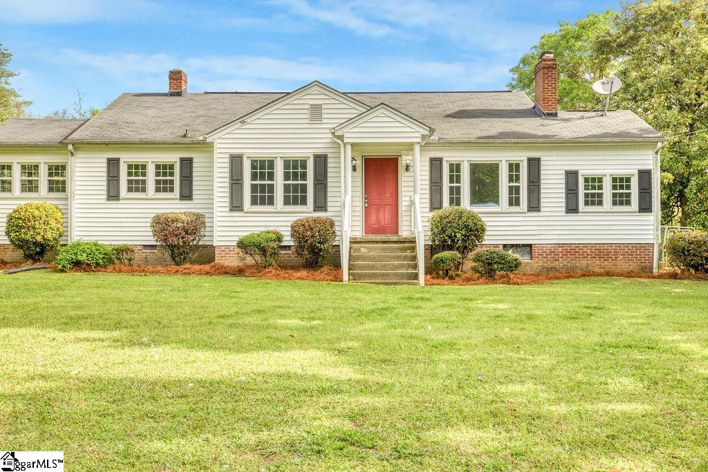 2014 Cherokee Road Williamston, SC 29697 - Photo 1 of 35