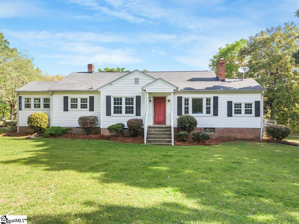 2014 Cherokee Road Williamston, SC 29697 - Photo 2 of 35