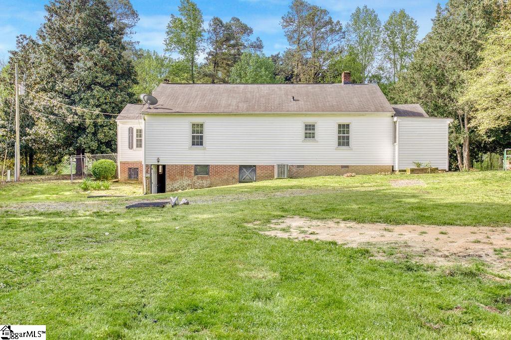 2014 Cherokee Road Williamston, SC 29697 - Photo 30 of 35