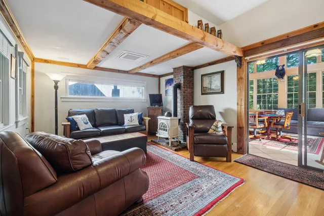 $825,000 | 24 County Road, York, ME 03902