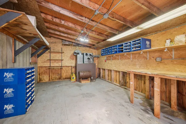 $825,000 | 24 County Road, York, ME 03902