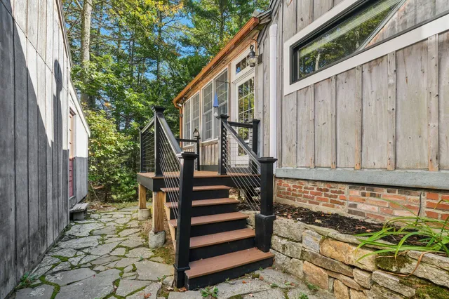 $825,000 | 24 County Road, York, ME 03902