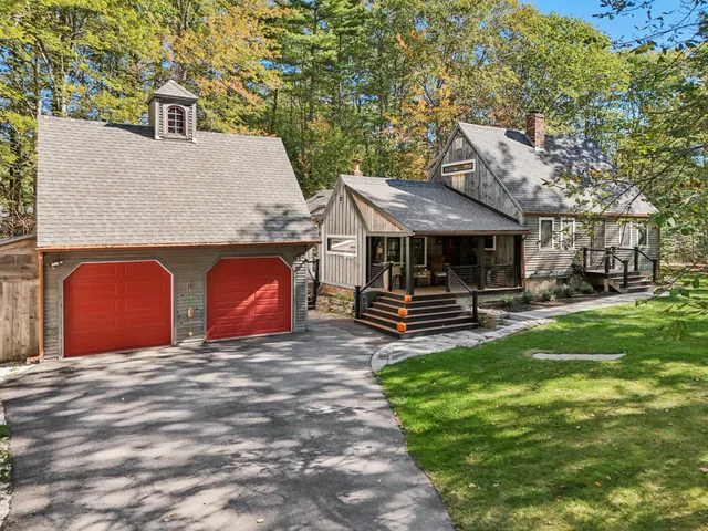 $825,000 | 24 County Road, York, ME 03902