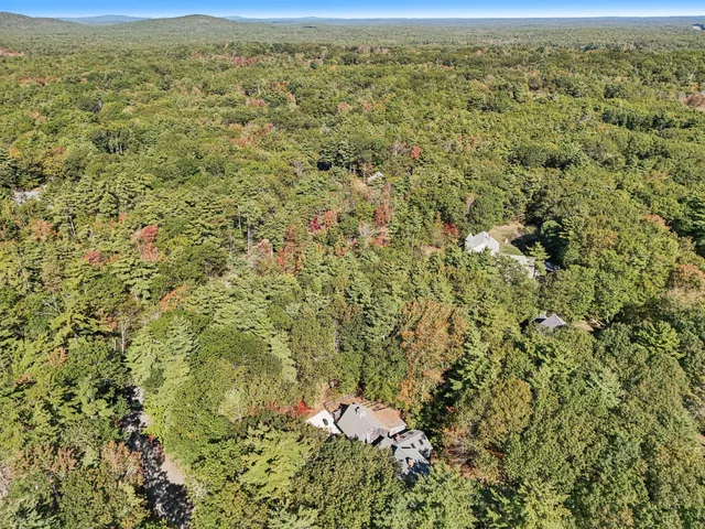 $825,000 | 24 County Road, York, ME 03902