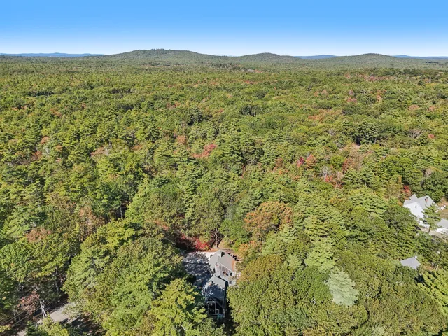 $825,000 | 24 County Road, York, ME 03902