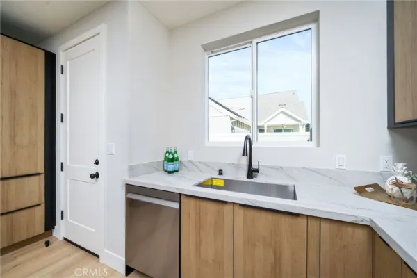 $4,450 | 798 North Amelia Avenue, Unit B, San Dimas, CA 91740