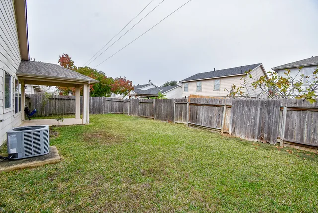 $1,700 | 15502 Hensen Creek Drive, Houston, TX 77086