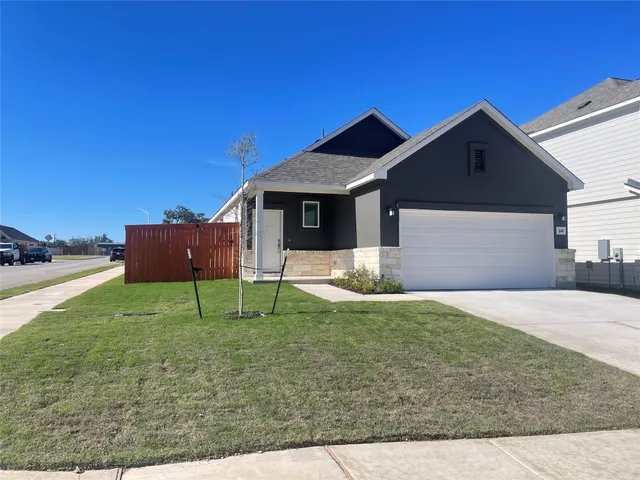 $2,100 | 544 Bauer Loop, Liberty Hill, TX 78642