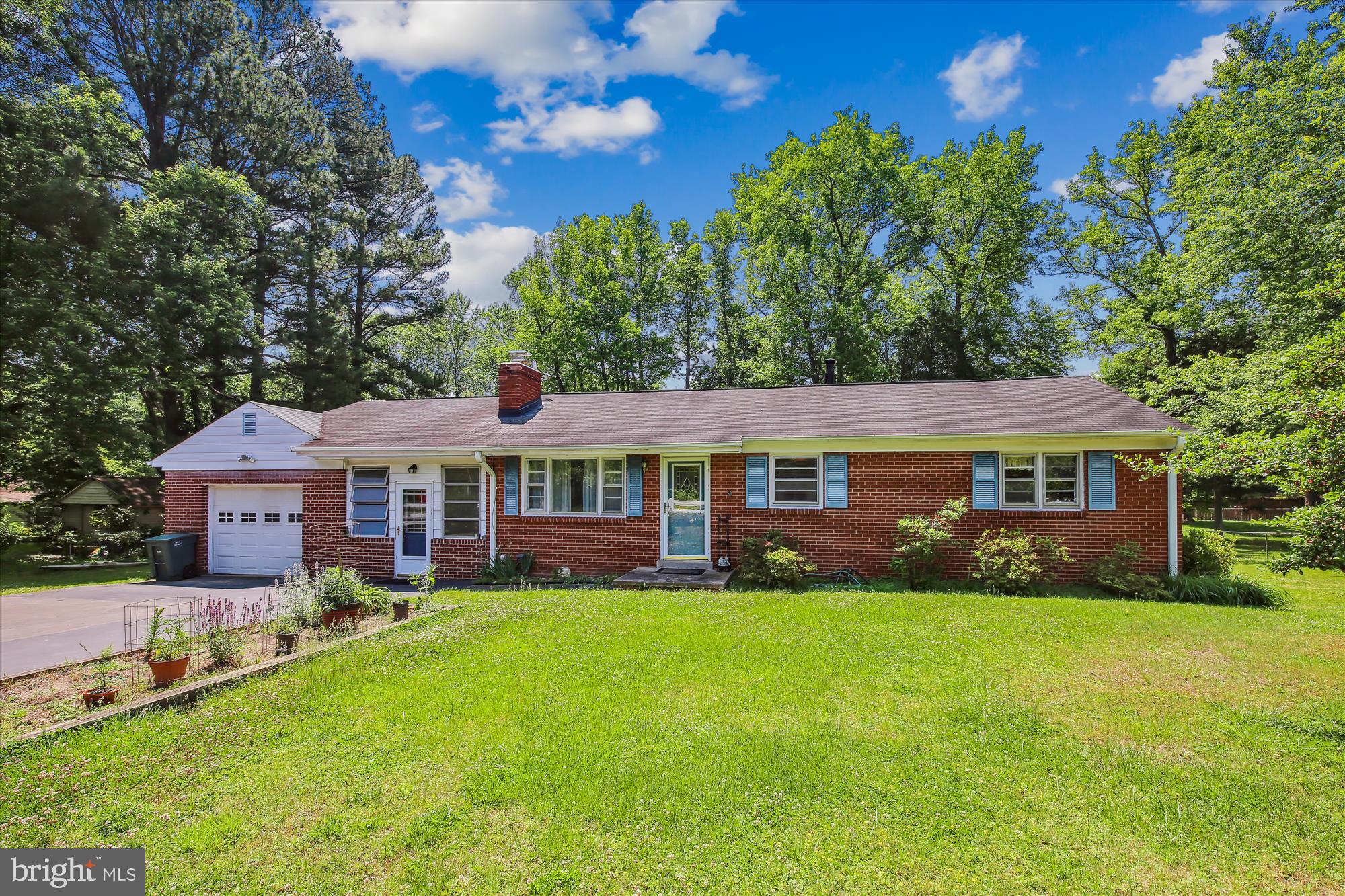 5001 Pole Road Alexandria, VA 22309 - Photo 1 of 37 Gallery Image 1