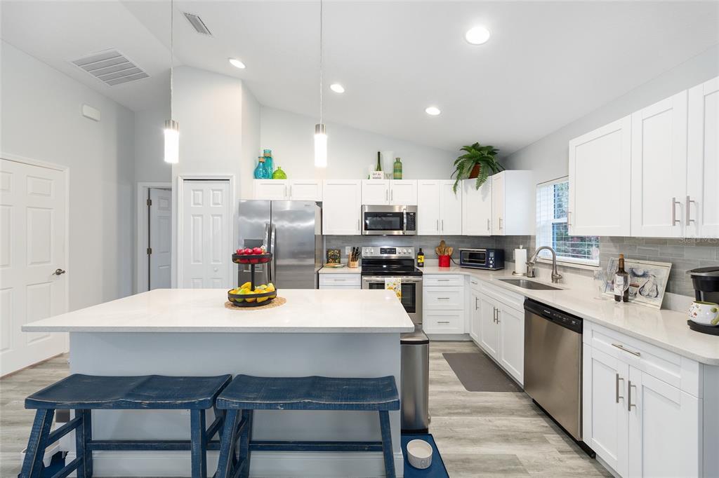 2844 Southwest 164th Street Road Ocala, FL 34473 - Photo 5 of 20