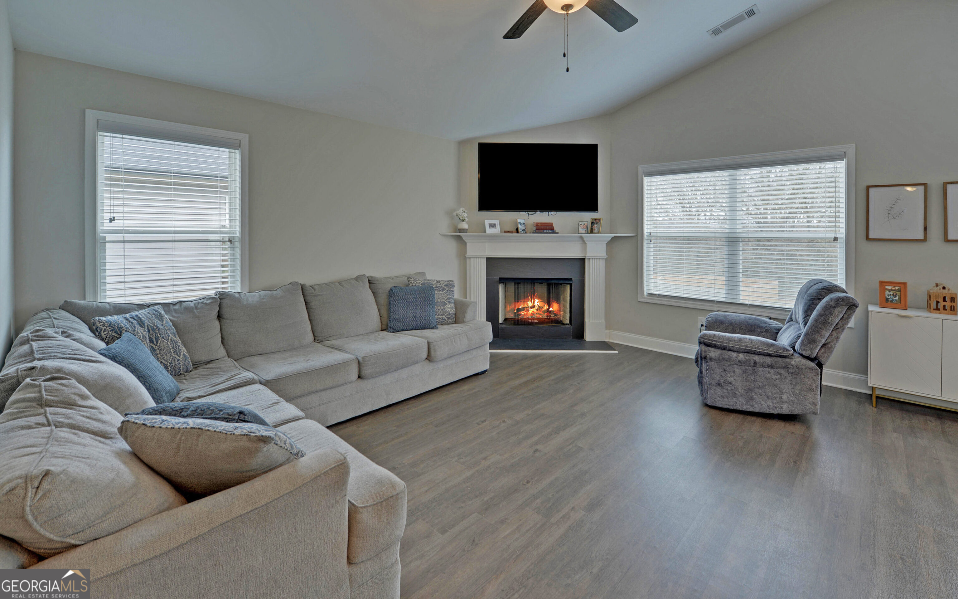 183 Crestview Drive Carnesville, GA 30521 - Photo 8 of 39