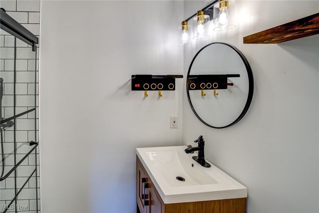 4532 Mackall Road South Euclid, OH 44121 - Photo 21 of 35 Newer private owner's bath